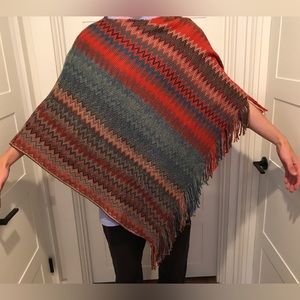 Chevron pattern beautiful poncho in EUC